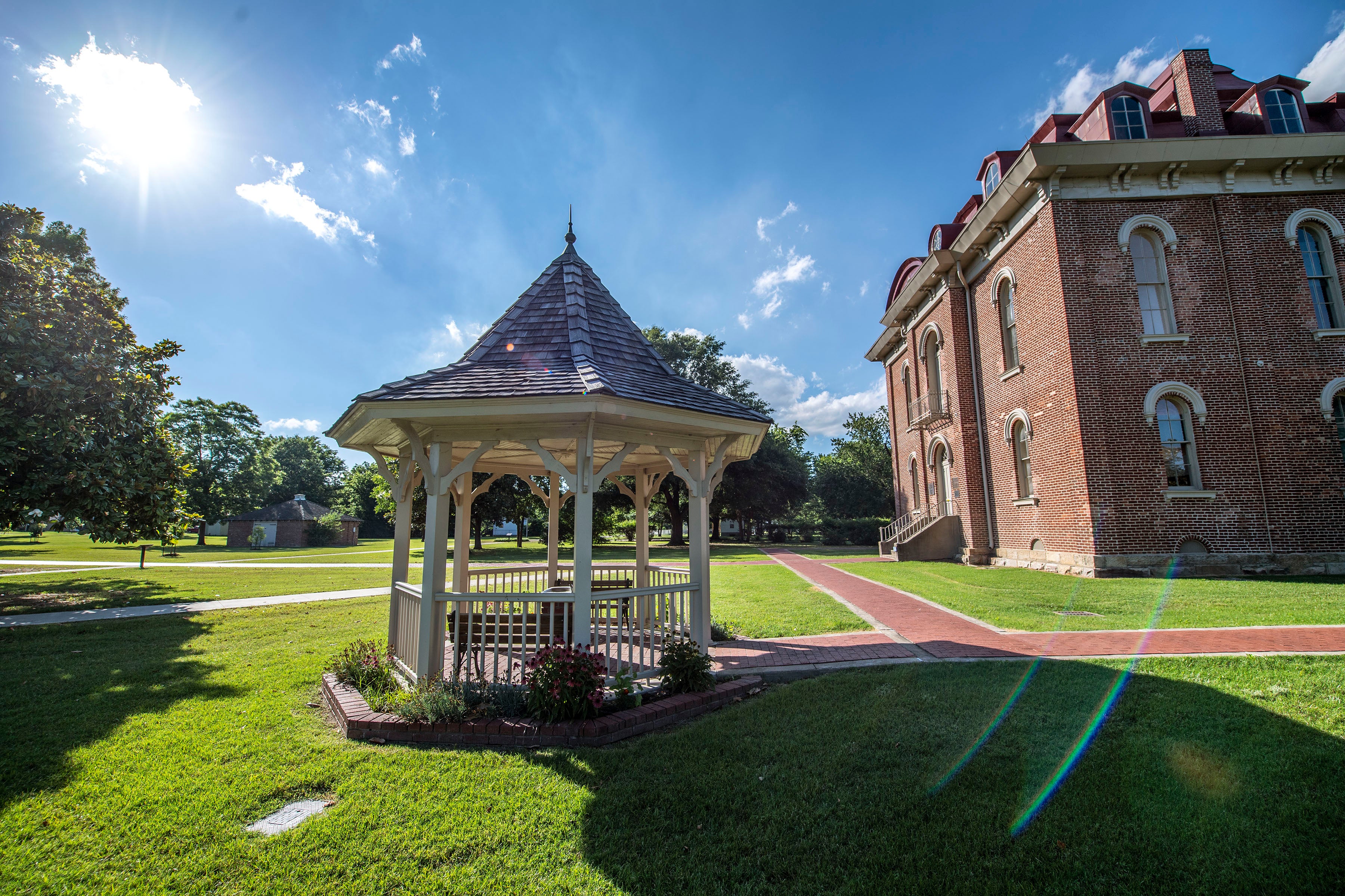 Gazebo outside of Jacksonport State Park on a clear spring day